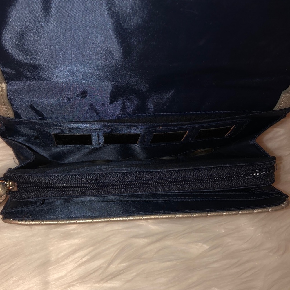 Hand bag - Picture 3 of 3